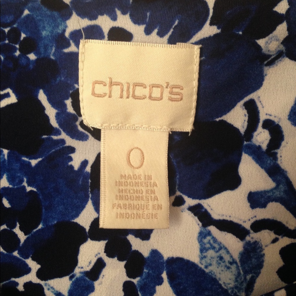 Blouse - Picture 2 of 3